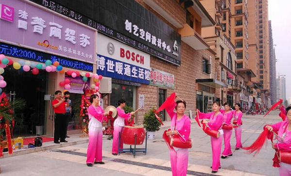 武汉美容院花季黄色片店精彩开...