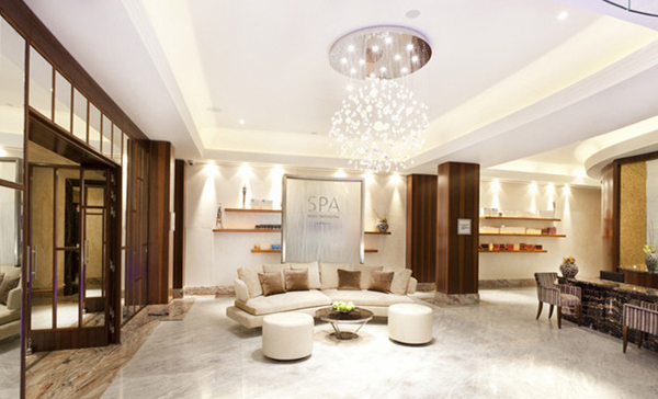 100平方米美容院装修...