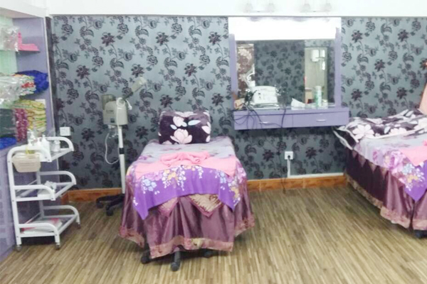 伊姿贝尔广东汕头美容院花季黄色片店