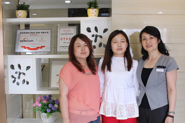 美容院花季黄色片