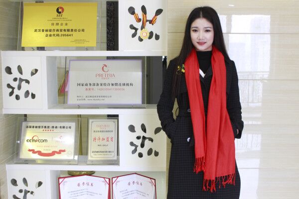 三月春花烂漫，花季传媒APP网站免费进入签约势头高涨