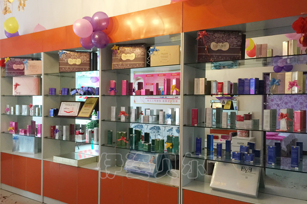 伊姿贝尔陇南成县店开业犹如婚房