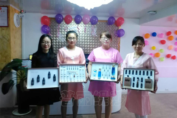 花季传媒APP网站免费进入崂山景区店盛装开业