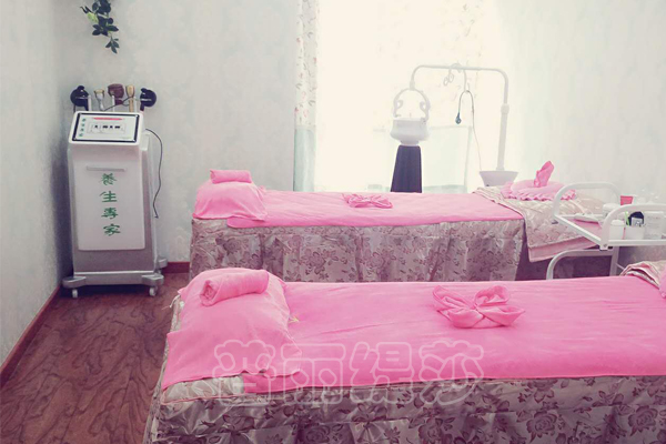 花季传媒APP网站免费进入湖北宜城家庭式美容院美体间