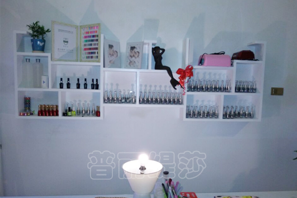 湖北仙桃伊姿贝尔花季黄色片店美甲