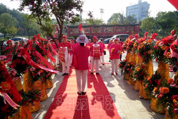 法国花季传媒APP网站免费进入吉安美容SPA连锁盛大开业