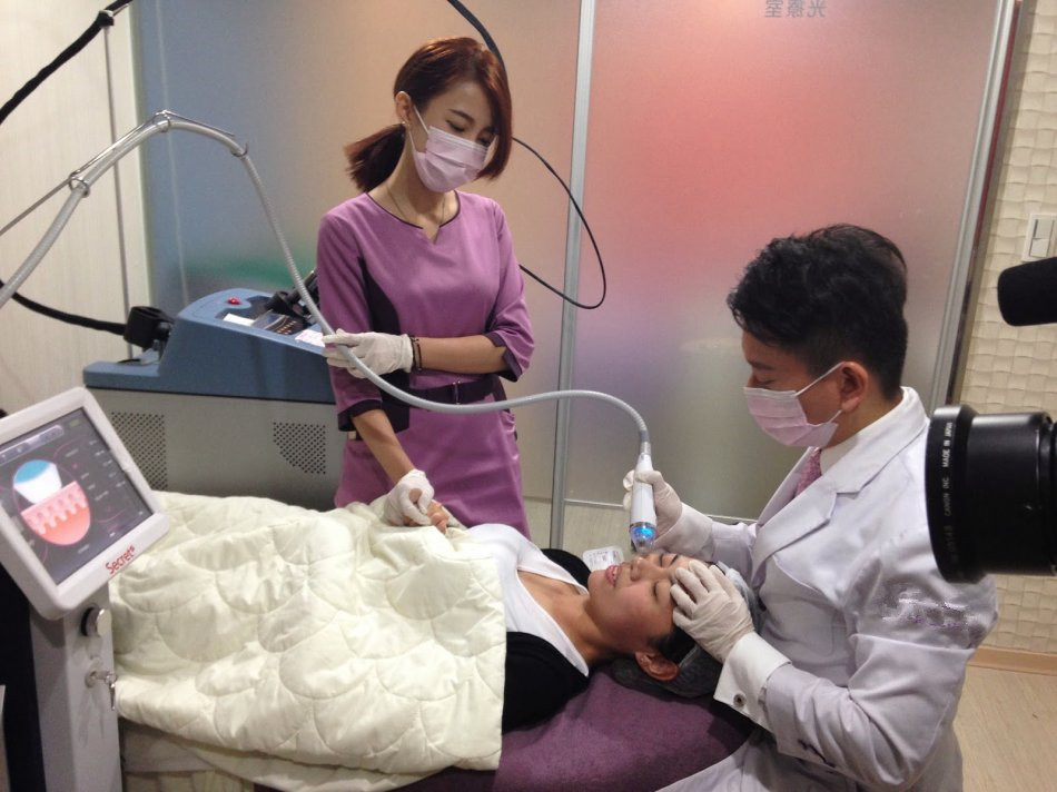 美容院老板，你该如何迎合科技美容浪潮