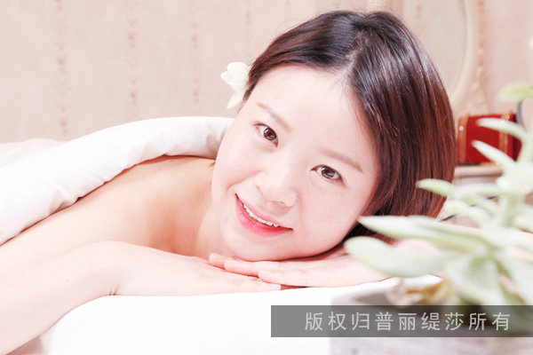 专业美容师工作四个基本信条