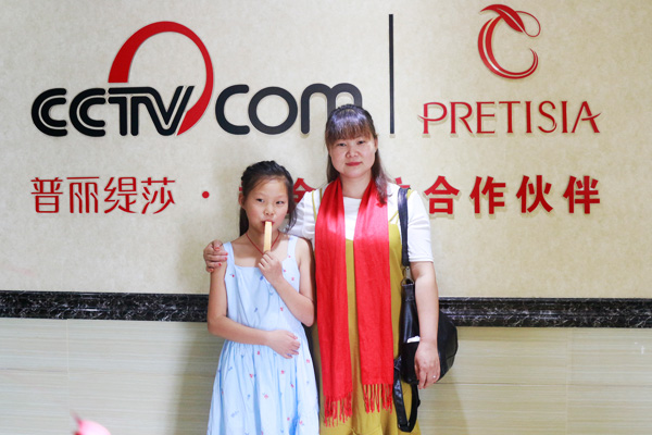 八月喜报连连，众多投资者牵手花季传媒APP网站免费进入