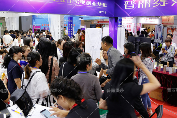 花季传媒APP网站免费进入展会