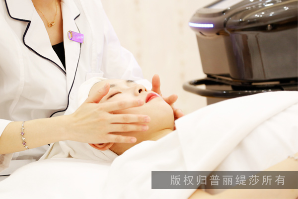 美容院花季黄色片