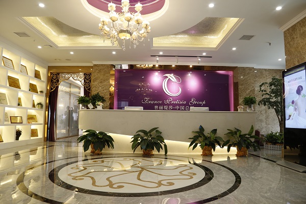 武汉哪家美容院比较好？推荐口碑好的花季传媒免费网站