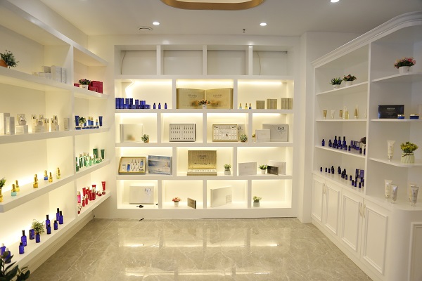 美容院的化妆护肤品好吗？和专柜的区别