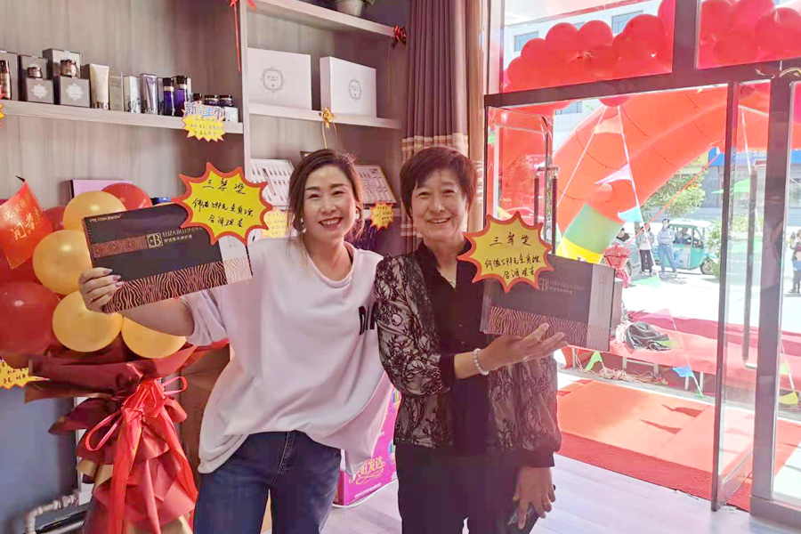 美容跟化妆哪个吃香？开美容院需要投资多少钱？