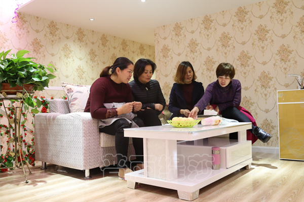 花季黄色片店开业盛况